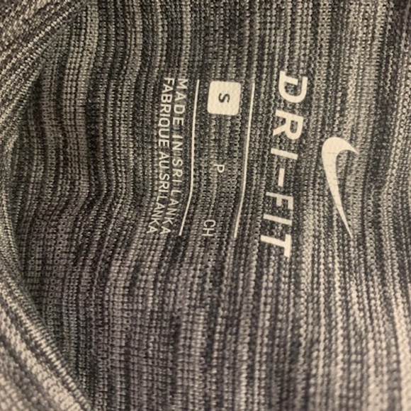 **SOLD** NIKE - High waist seamless legging - Picture 2 of 3